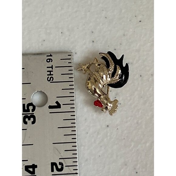 Vintage Gerrys Gold Tone Rooster Brooch Pin With Red & Black Enamel - Picture 5 of 5